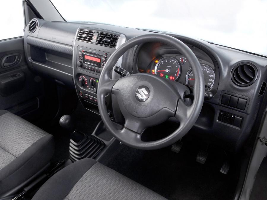  Suzuki Jimny 2006 года  (ZA) (фото 10 из 21)